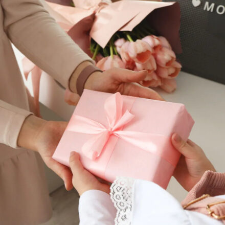 Cum alegi bijuteria perfectă pentru un cadou special_